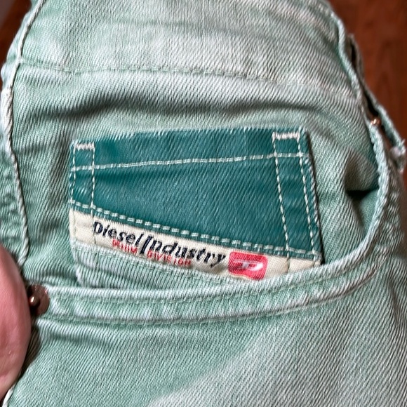 Diesel Vintage Low rise Green Cut-Off Jean Shorts, midi, 27 - Picture 3 of 9